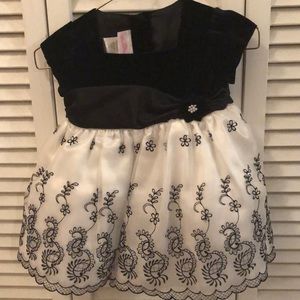 Girls dress
